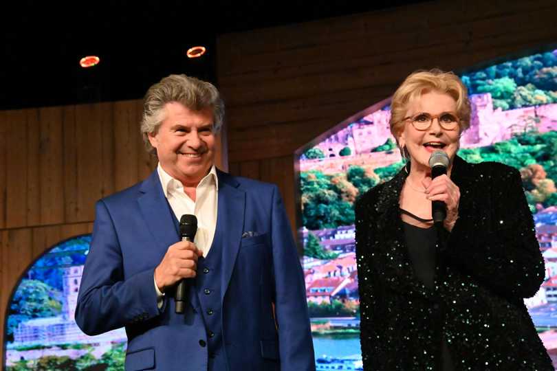 Andy Borg und Peggy March begeistern im Bürgerhaus - Lokales | IVZ-Aktuell